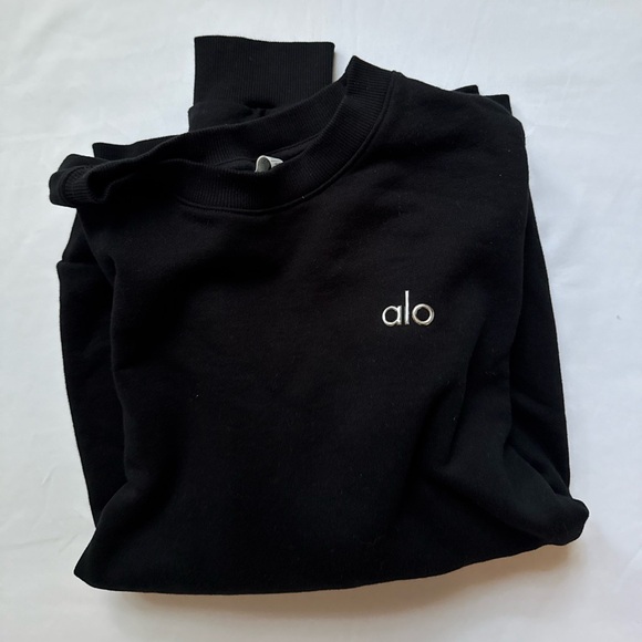 alo Accolade Crew Neck Pullover in Black - Picture 12 of 14